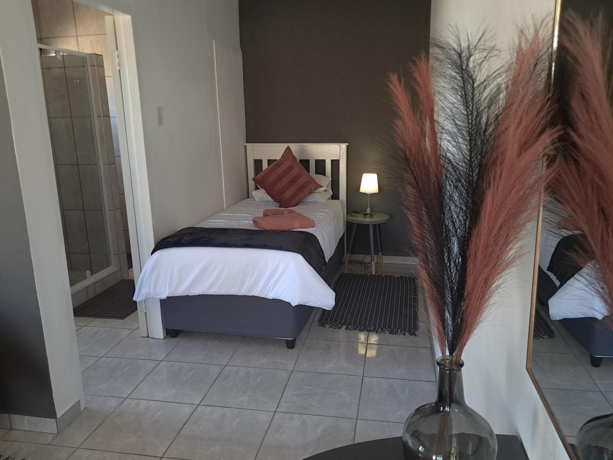 Mount Canyon Guest Farm Keetmanshoop Bilik gambar